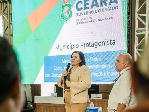 Mazé Maia em agenda pelo Ceará