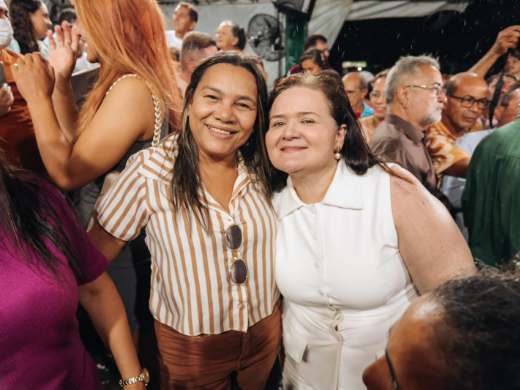 Mazé Maia em agenda pelo Ceará